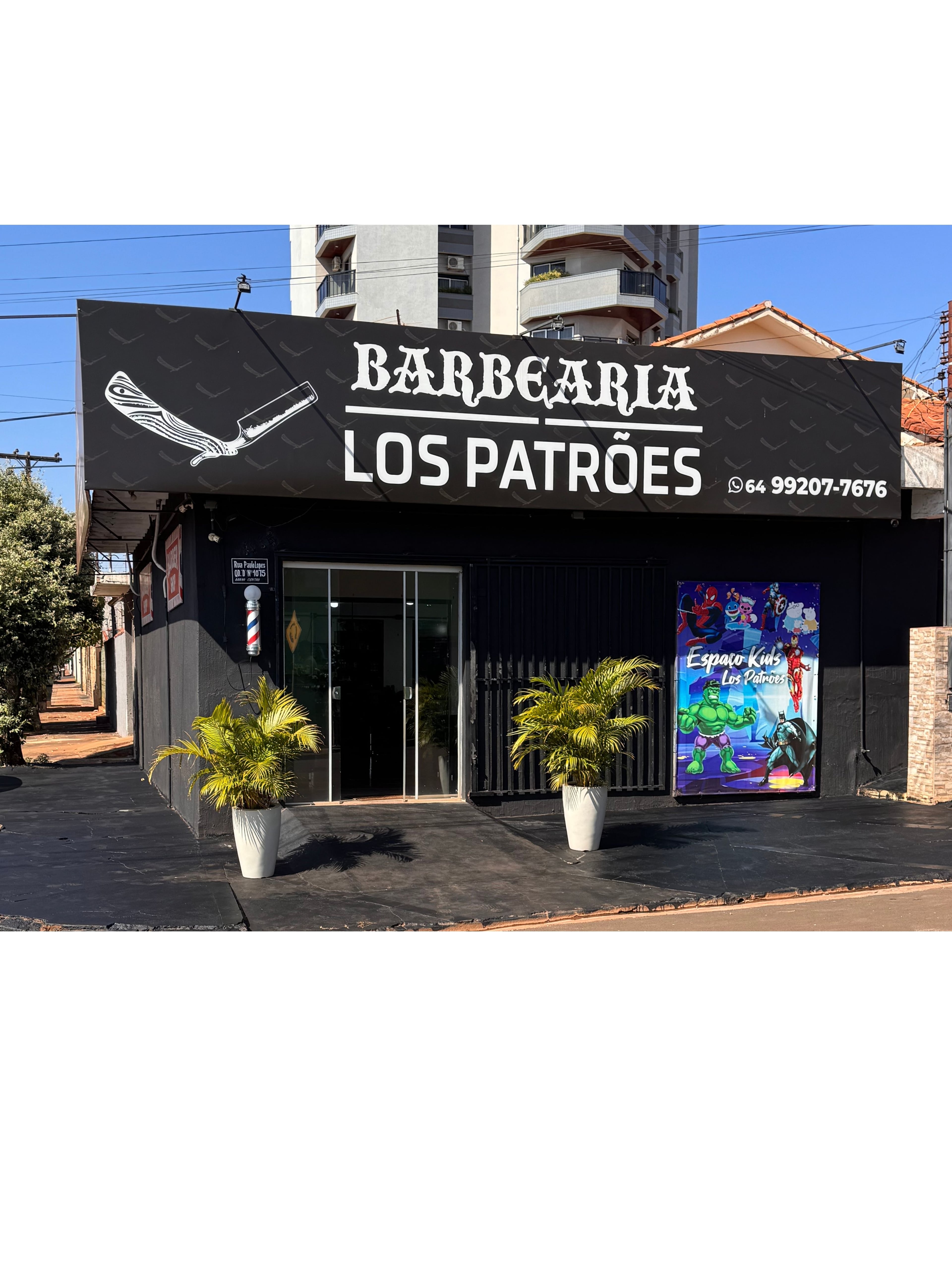 Entrada da barbearia
